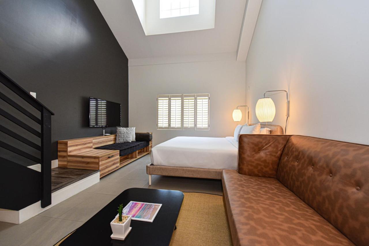 The Locale Hotel Grand Cayman จอร์จทาวน์ ภายนอก รูปภาพ